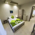 Apartament Zonita *