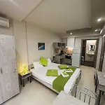 Apartament Zonita *