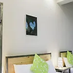 Zonita Nea Plagia